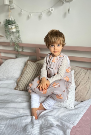 Śpiworek z nogawkami MILO / 6-12 / 1.8 TOG / wiewiórki