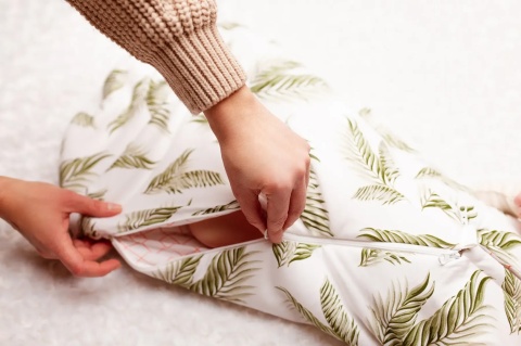 Śpiworek niemowlęcy NIKO / 0-6 / 1 TOG / misie białe