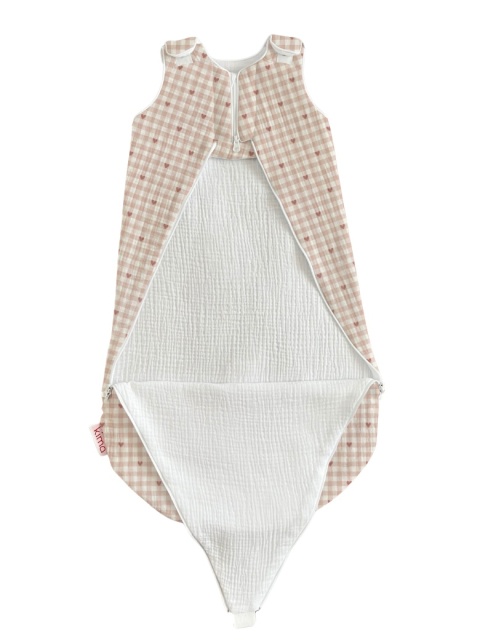 Śpiworek niemowlęcy NIKO / 6-12 / 1.8 TOG / pudrowe serduszka